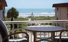 Wow! Updated Oceanfront, Pool Front Spanish Main Condo 45!